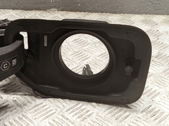 фото №9, Bmw (oem) 7349075 i4 g26 крышка защита розетка зарядки
