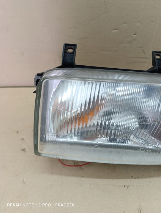 фото №12, Лампа левая lub правая перед vw transporter t4 95r.