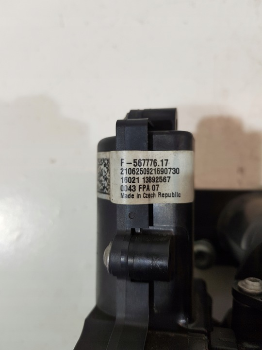 фото №13, Корпус термостата 06l121012m vw golf audi a6 q5 2.0tfsi dpu