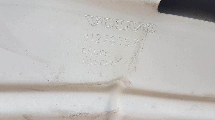 фото №9, Капот volvo v40 ii 12-19 оригинал volvo v40