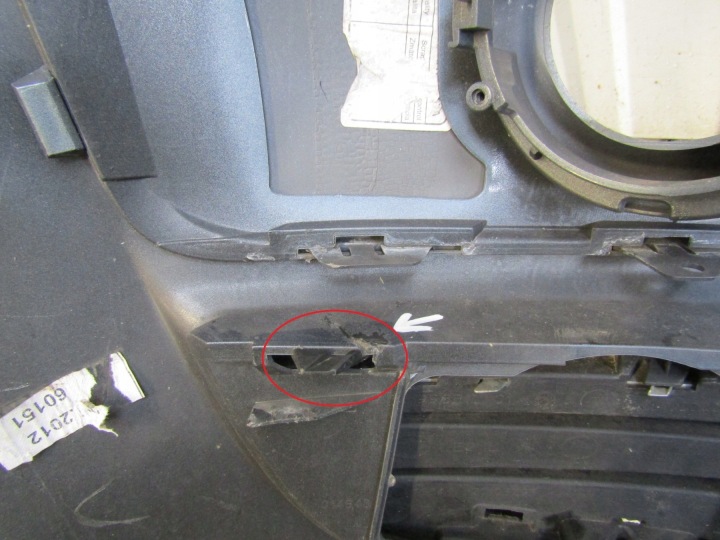 фото №11, Бампер перед передній citroen c3 picasso 08-12