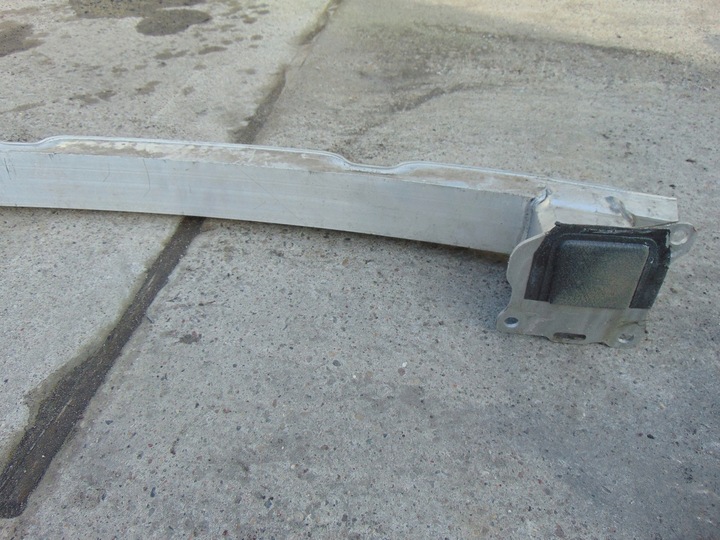 фото №11, Балка бампера зад audi a6 c8 4k0807309