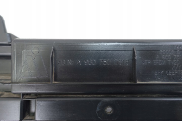 фото №14, Решётка решётка радиатора бампера mercedes-benz actros mp4 a9607511018 a9607500618