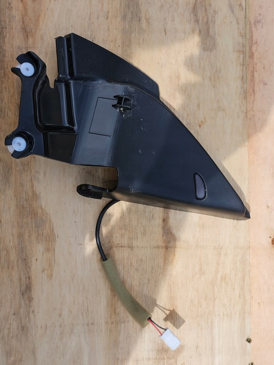 фото №1, Qashqai j11 заглушка внутренняя зеркало правая