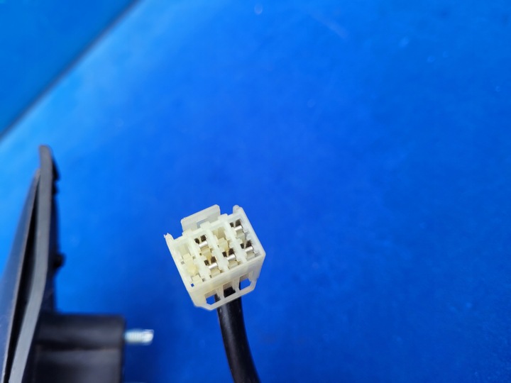 фото №10, Suzuki sx4 2006-2009 06-09 зеркало внешние левая 5pin