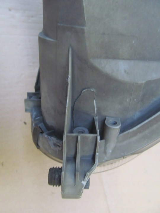 фото №10, Mercedes w203 рестайлинг 04-07 фара лампа левый перед передняя левая c410