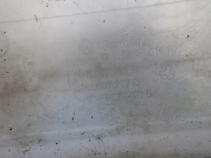 фото №13, Vw tiguan i 1 cross 07-11 бампер перед переднє розпилювач pdc 5n0807221d