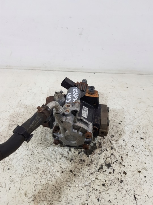 фото №14, Насос паливна рейка  audi vw skoda 1.6 tdi 03l130755e