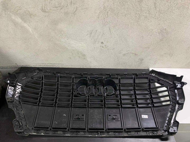 фото №10, Audi q3 ii 83a решітка радіатора решітка бампера перед передня 83a853651a