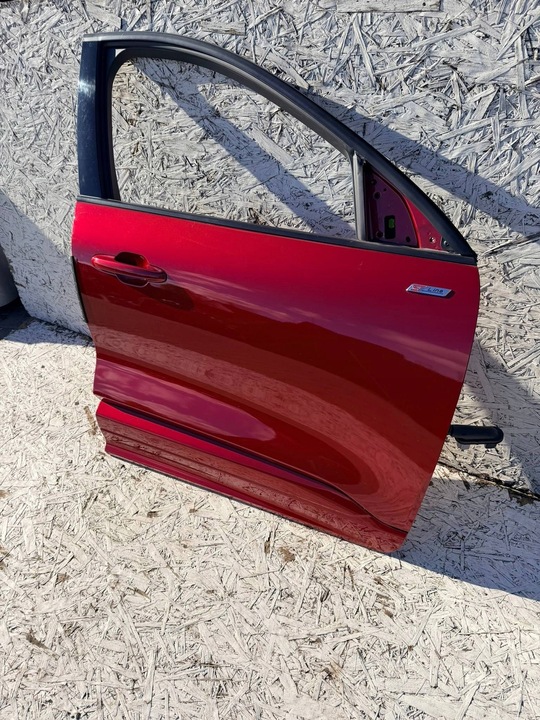 фото №1, Kuga mk3 дверь правые передние перед красный el