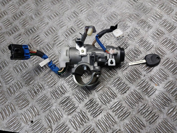 фото №10, Комплект стартовий hyundai i30 i 1.6 crdi 07-10r 39114-2a400