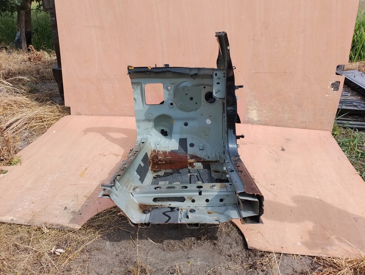 фото №3, Mini cooper f56 чверть лонжерон правий перед