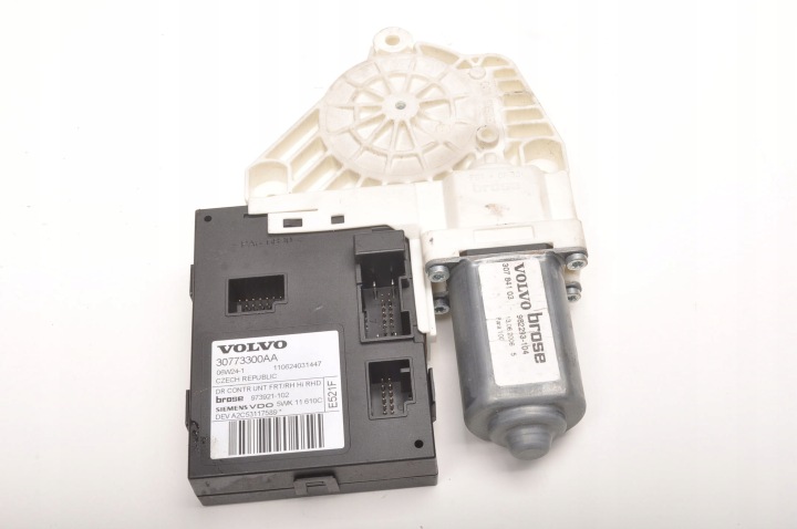 фото №7, Volvo c70 ii двигунчик скла праве перед 30773300 30784103