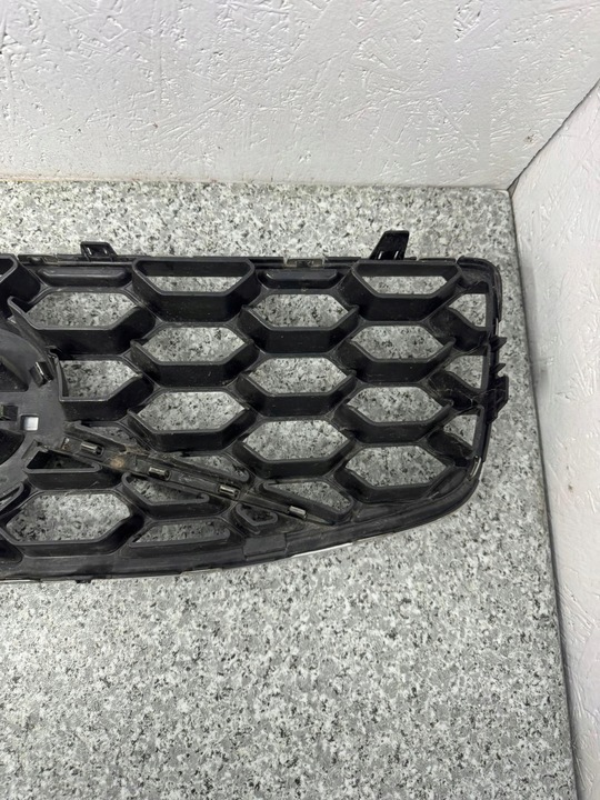 фото №6, Решітка радіатора решітка радіатор volvo xc70 ii 2013-2016 31383753 ідеальна рестайлінг