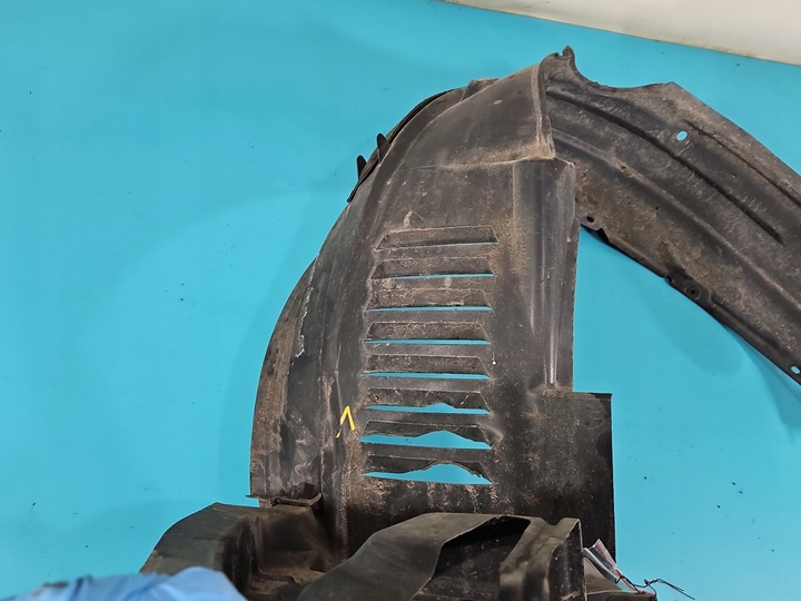 фото №8, Подкрылок перед правые toyota avensis ii t25