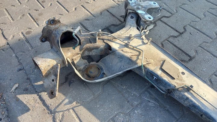 фото №9, Балка підвішування зад renault megane універсал 04r