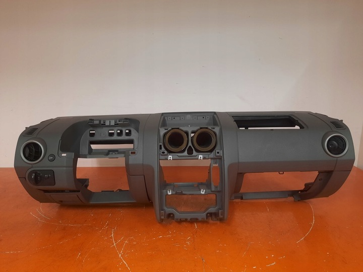 фото №1, Ford fusion 1 i 02-05 1,4mt панель раздаточная капот