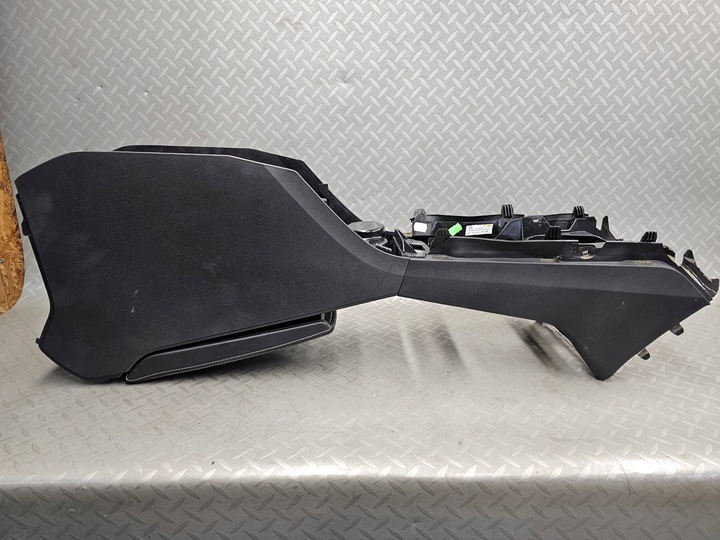 фото №11, Туннель средний подлокотник европа 3v1863241am skoda superb iii