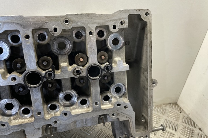 фото №10, Головка двигателя bmw 3 f30, f80 7812929 3.0l дизель 190kw 2014