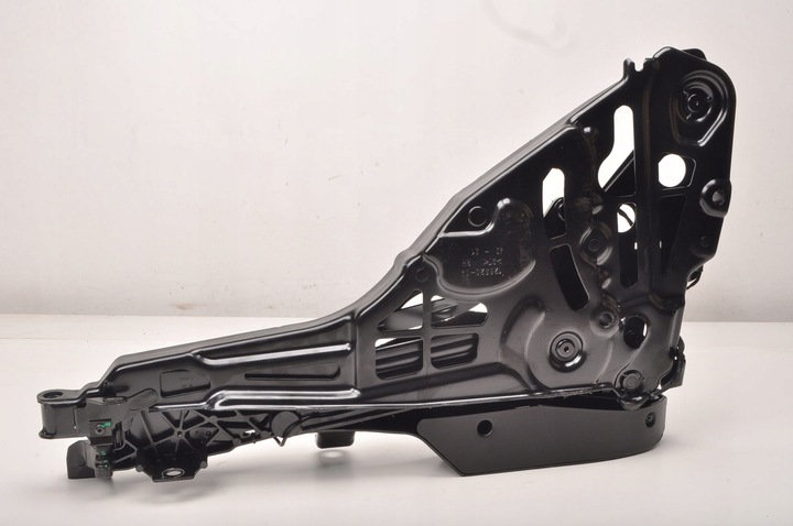 фото №12, Ferrari portofino 3.9 f164 петля дах правий 125502 007658