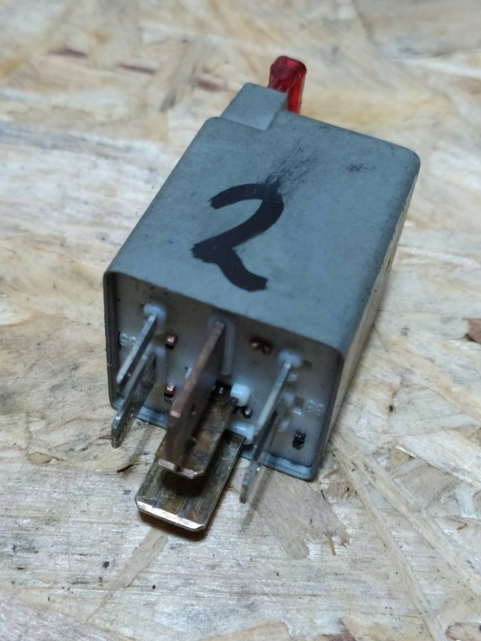 фото №10, Реле audi a6 c5 1997-2004 год 215 899521 443951253l