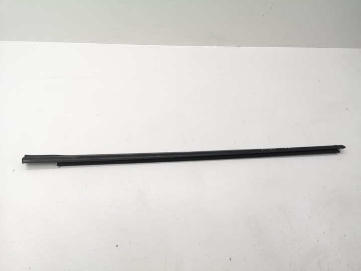 фото №1, Hyundai tucson jm 2007 права сторона планки