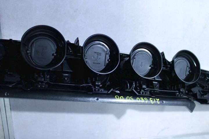 фото №9, Mercedes e 213 w213 планка dekor панелі консолі a2136804906 a2136805006