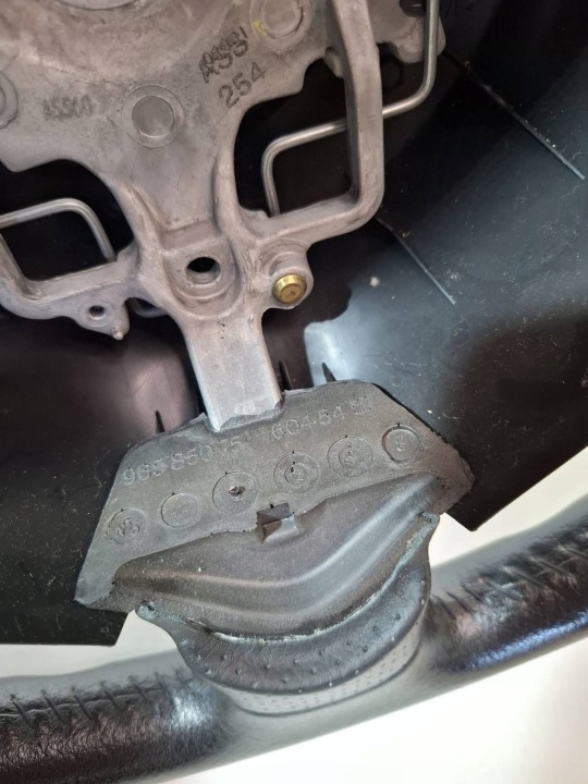 фото №16, 168.peugeot 207 06-09 руль кожа подушка подушка 96585075