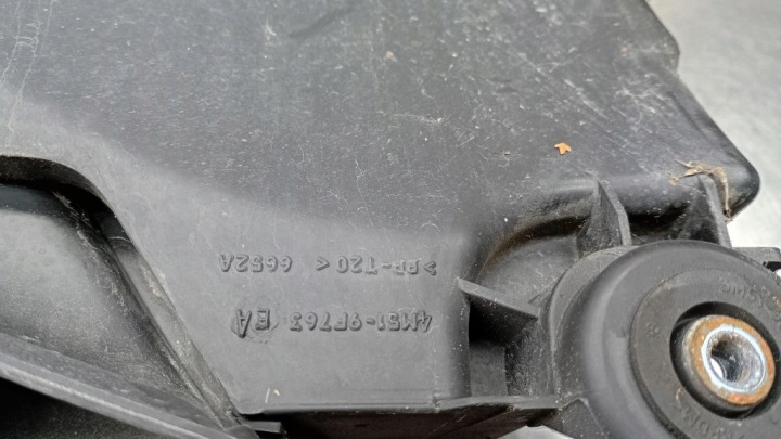 фото №6, Корпус фільтра повітря ford focus mk2 2.0b 04-08r 4m51-9f763-ea