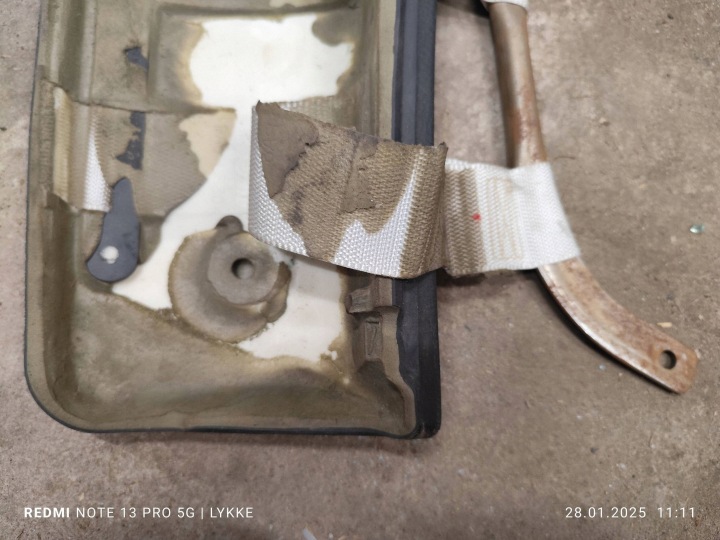 фото №11, Заглушка подушки пассажира bmw 5 e39 8243605