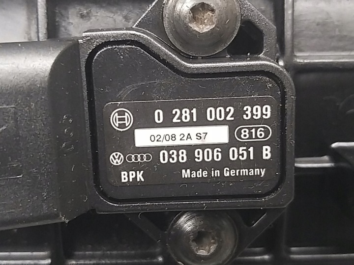 фото №8, Колектор впускний  1.4 tsi cax vw touran golf vi passat altea 03c129711ad