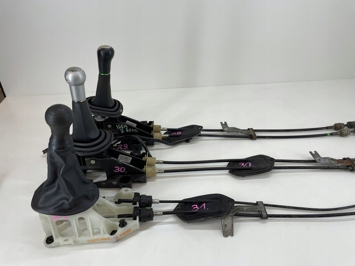фото №8, Тросы изменения коробки передач wybierka yaris ii бензин
