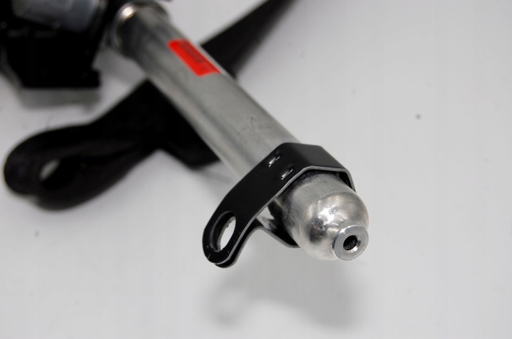 фото №7, Kpl ремней ремни pas безопасности левый + правые перед volvo c30 европа 06-10