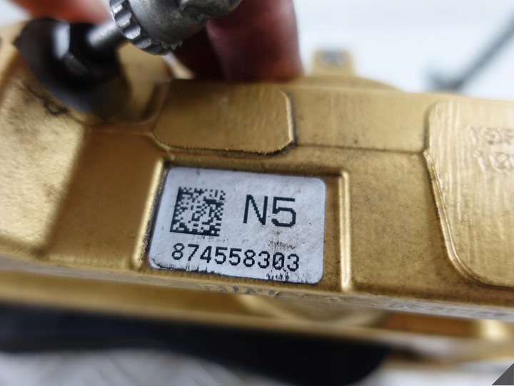 фото №14, M5 f90 m8 f91 f92 золото суппорт+ тормозные колодки перед l lub p