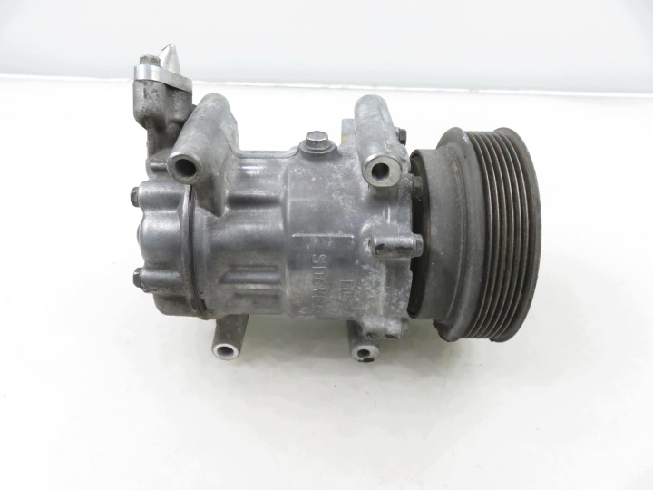 фото №5, Компрессор кондиционера renault clio iii 1.2 16v 75 - d4f 740 8200357173b