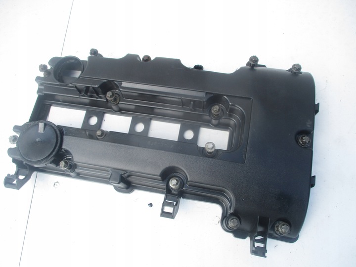 фото №2, Крышка клапанов 1.2 1.4 16v turbo opel corsa d astra j meriva b combo c