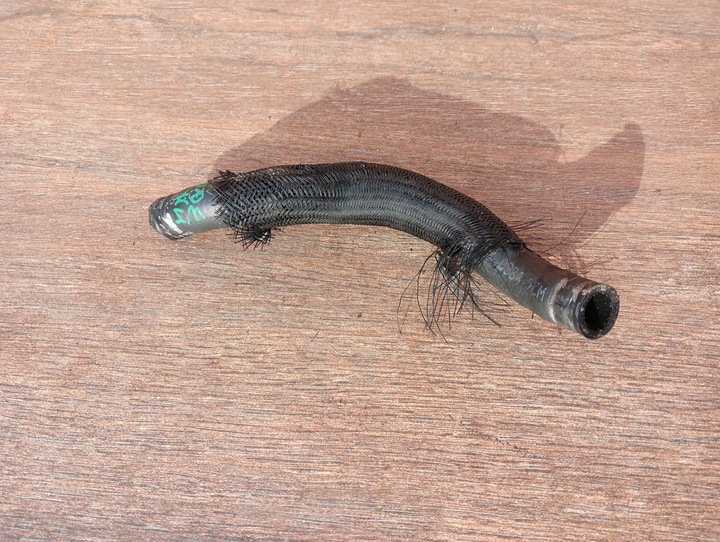 фото №1, Jeep grand cherokee wj 99-04 2.7 шланг труба шланг воды