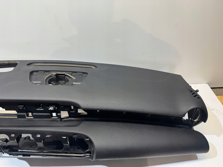 фото №12, Mercedes клас a w177 рестайлінг консоль панель подушка безпеки