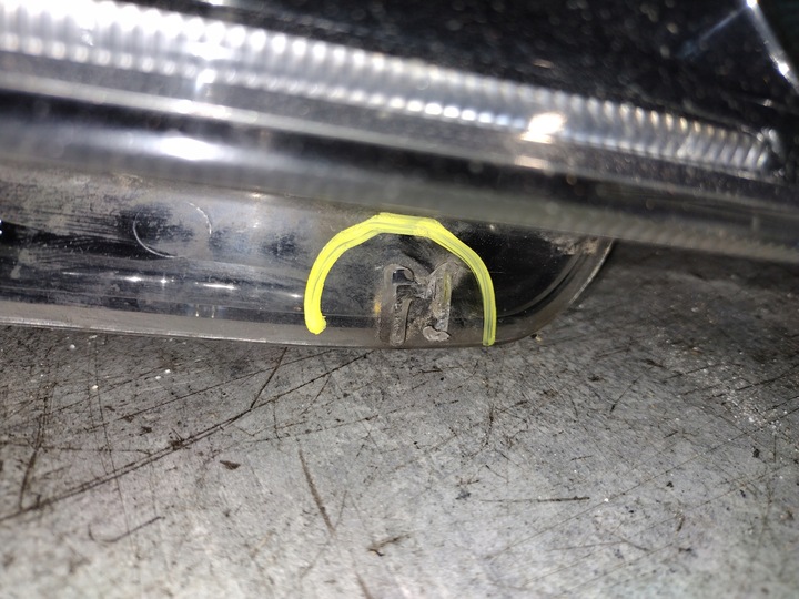 фото №16, Лампа правая передняя 3v1941016a skoda superb iii