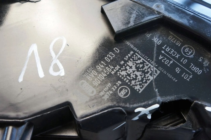 фото №11, Лампа led левая перед передняя audi a3 s3 8v - 8v0941033d uk