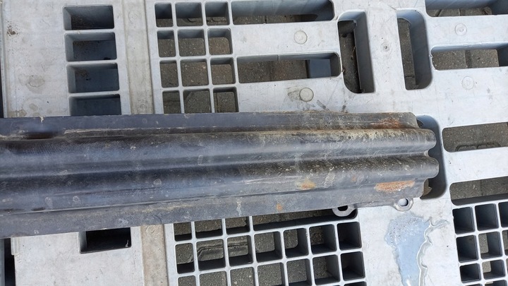 фото №3, Балка бампер зад vw golf v 07r 1.6b