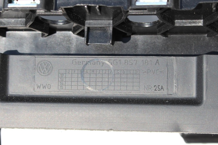 фото №9, Vw golf 7 5g консоль 5g1857003 торпедо роздавальна капот pulpit колір: чорний