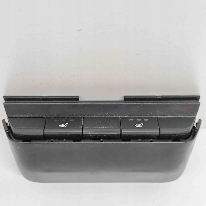 фото №7, Кнопка подогрева сидений kia sportage ql 93300d9001 30667371 1.6l