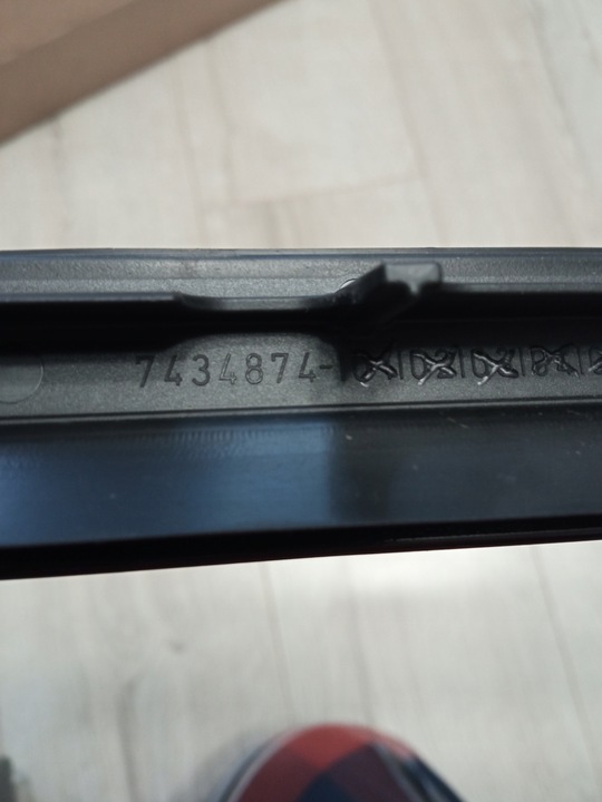фото №9, Bmw x7 планка стёкла лобовой 7434873 7434874