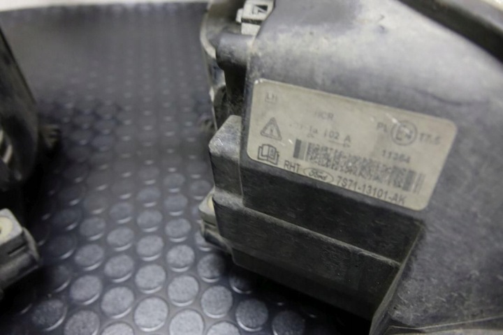 фото №7, Фара 2 штуки kpl eu лампи l+p ford mondeo mk4 iv 7s71-13101-ak