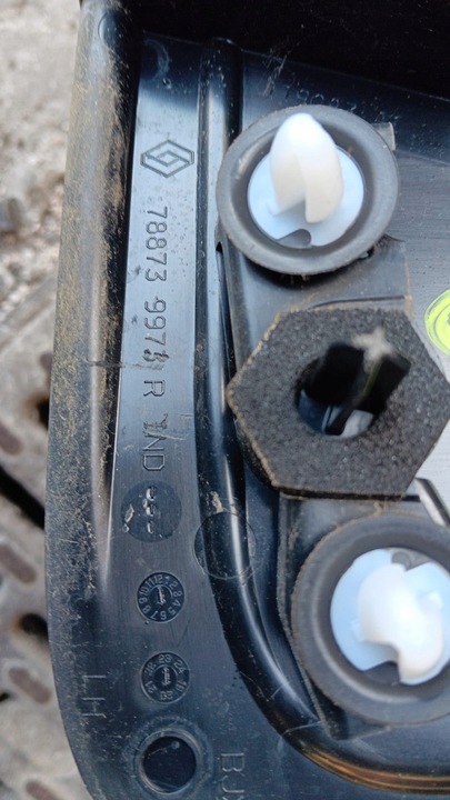 фото №8, Заглушка крыльев правая левая dacia sandero iii 788722409r 788739973r