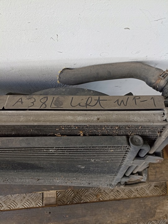 фото №7, A3 8l рестайлинг 1.9tdi радиаторов вентилятор