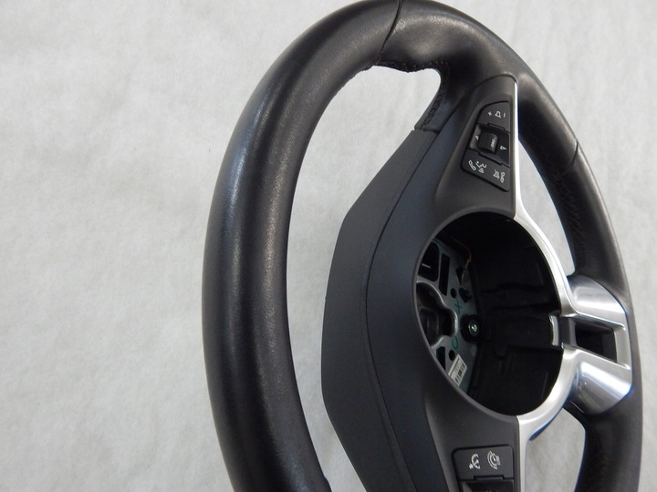 фото №9, Opel adam - кермо шкіра мультифункція круїз-контроль оригінал гарна