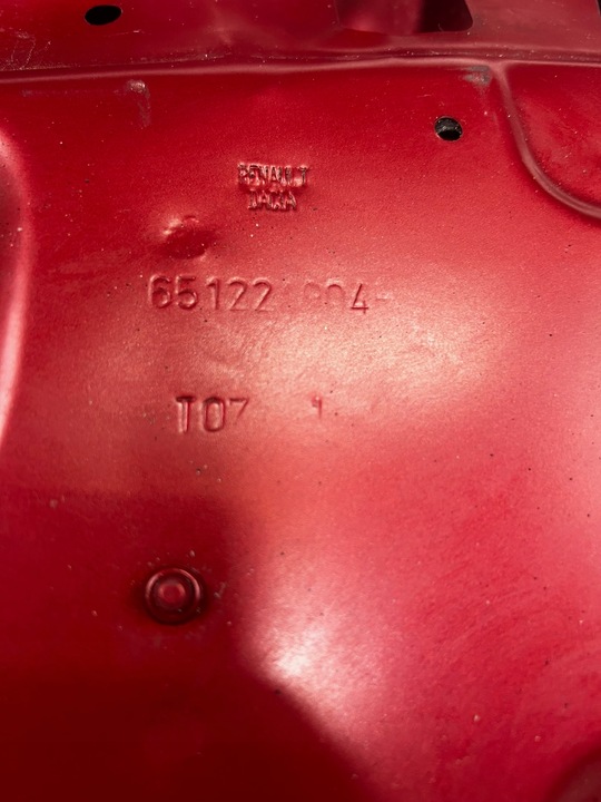 фото №12, Dacia sandero iii 3 stepway jogger 2020 - капот крышка двигателя