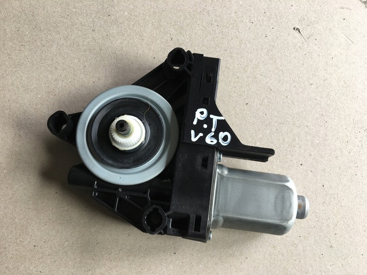 фото №1, Volvo v60 10- моторчик стёкла правые зад 966265-102